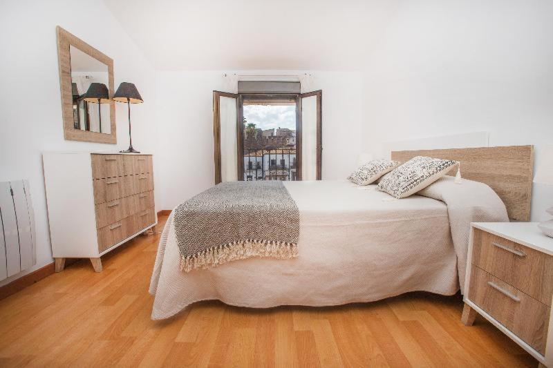 Apartamentos Soho Boutique Plaza Mayor Caces Rom bilde